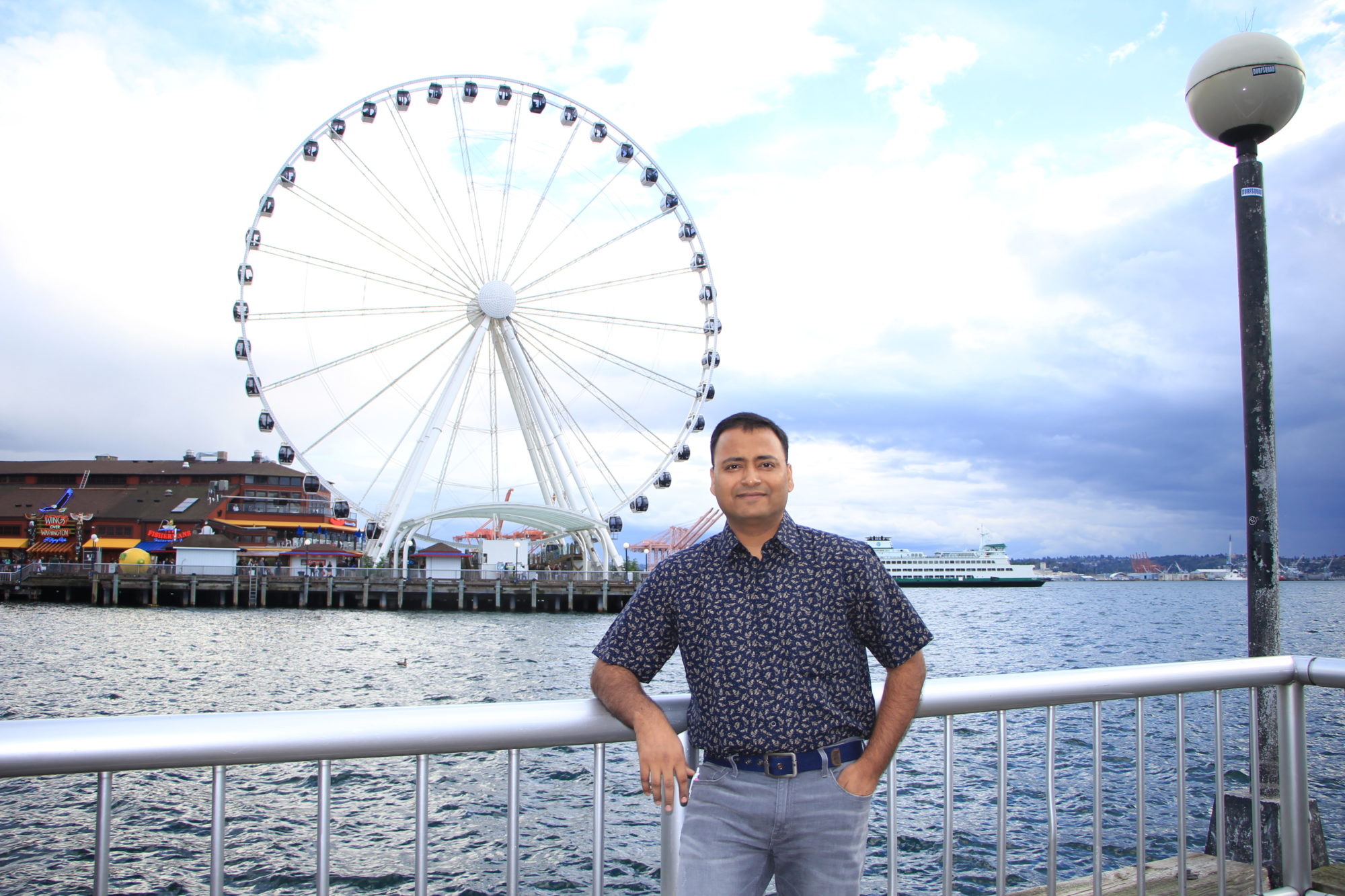 The Seattle Great Wheel on Elliott Bay